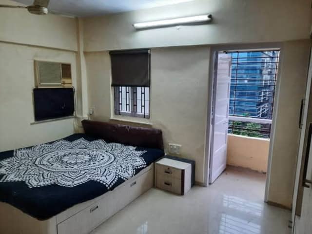 2BHK for Rent in Khar West — property photo 1 of 5