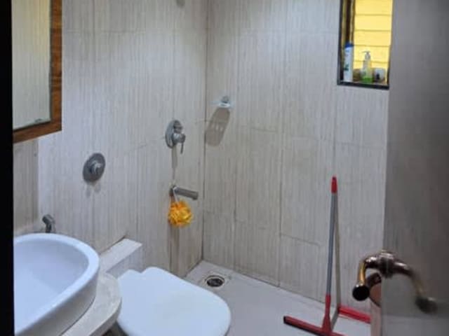 3BHK Fully Furnished in Andheri East — living area and home amenities