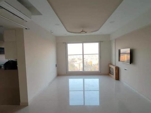 1 & 2 Bhk Flat in Kurla East — property photo 1 of 5