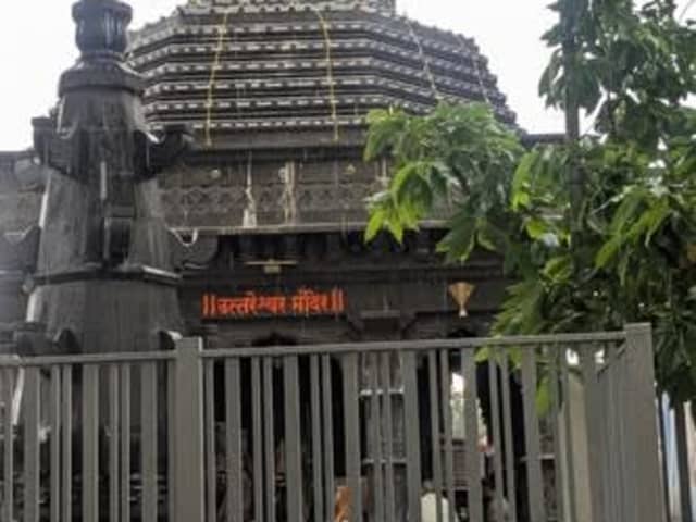 3 BHK Apartment in Shreeram Shivalay near Lohegaon Bus Stand — living area and home amenities