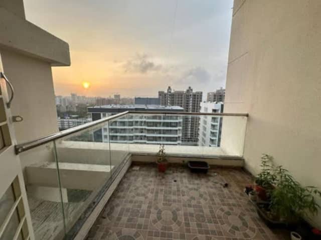 2BHK Master Bedroom with Attached Washroom in Kiwale — property photo 1 of 4