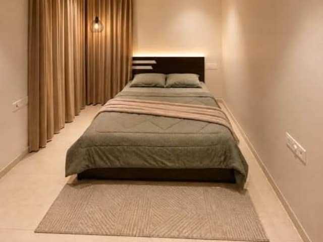 Luxury Private Bedroom – Single Occupancy — verified flat photo 1