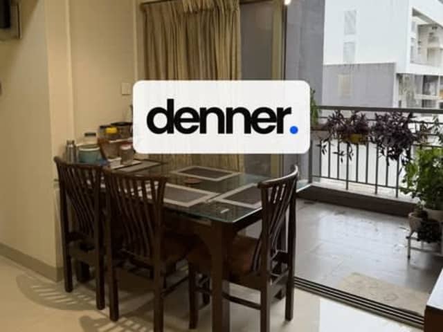 2 BHK Fully Furnished Flat - Kalyani Nagar, Pune — living area and home amenities