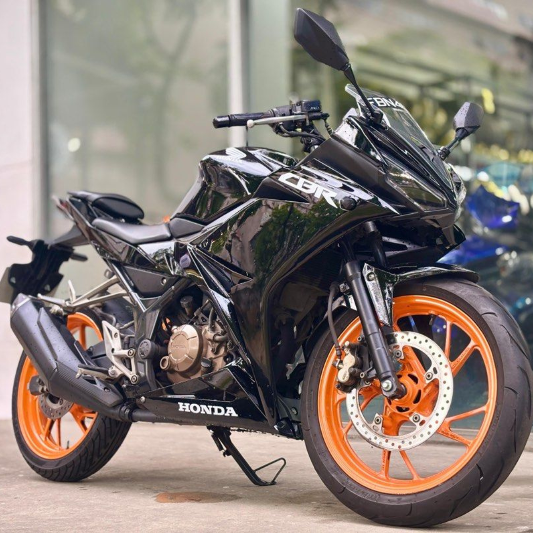 HONDA CBR150R V3