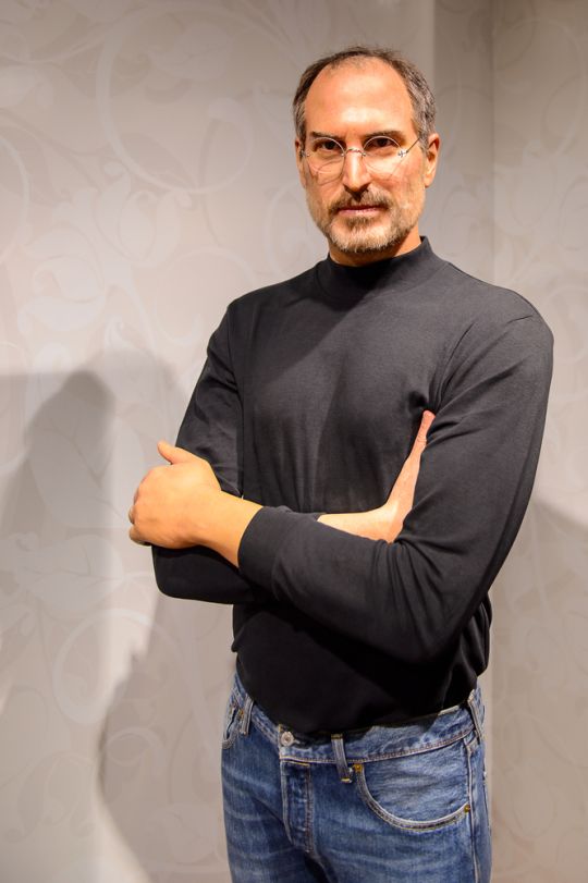 Steve-Jobs-black-turtleneck.jpg