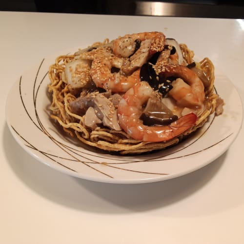 Mì xào giòn