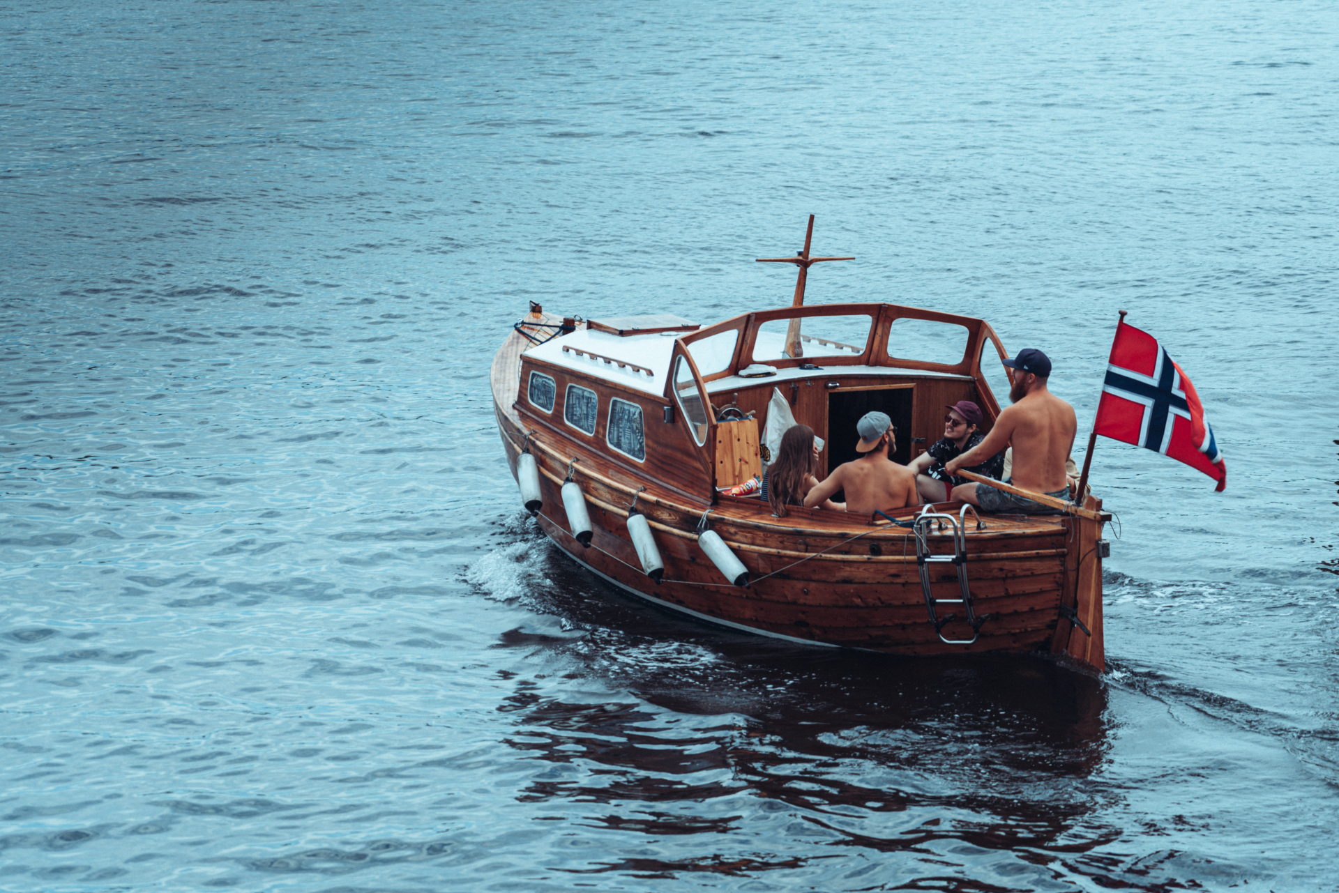 Image from emiliano.gl