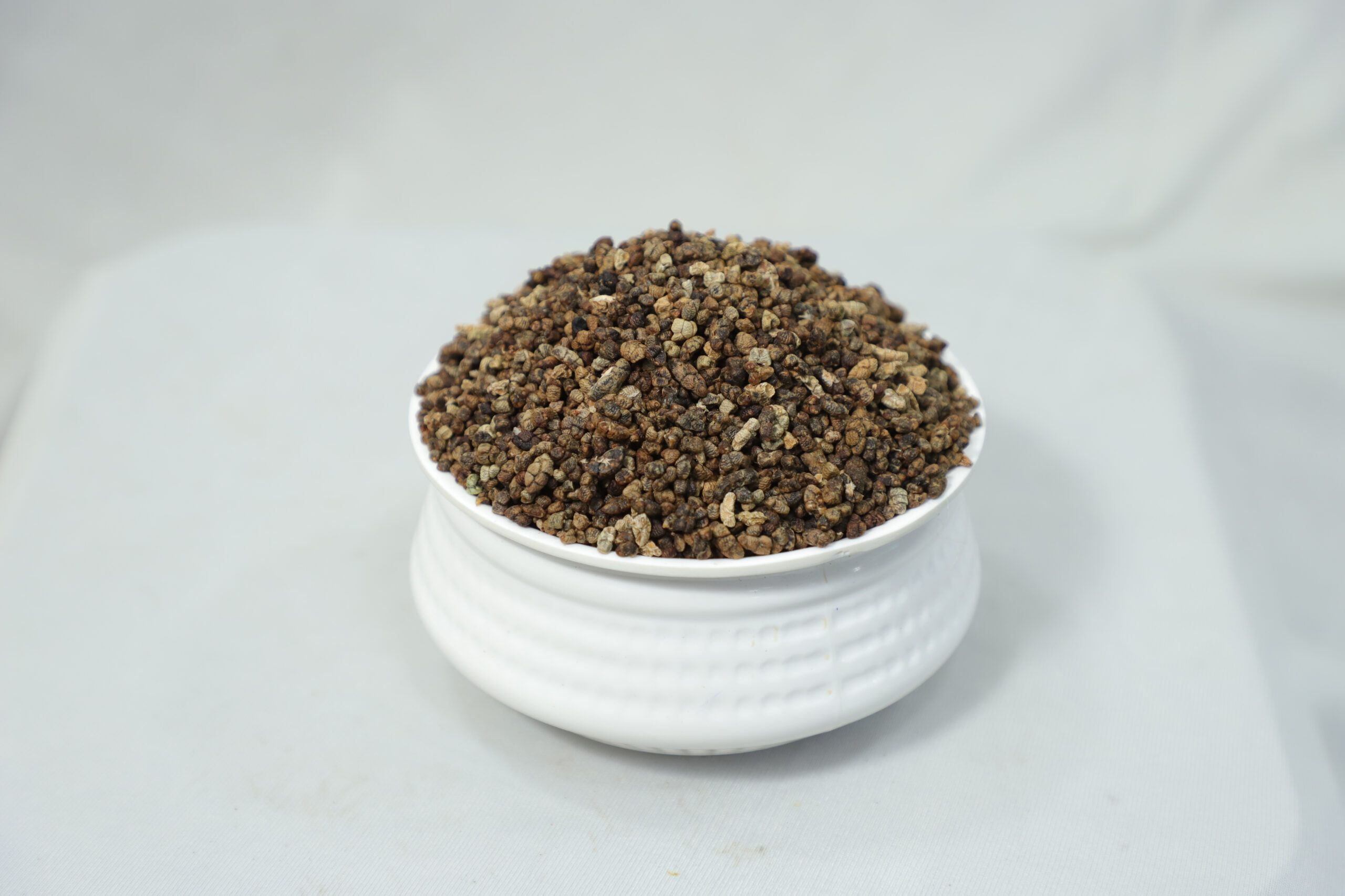 Black Elaichi Dana (Balck Cardamom) Bari elachi Dana بڑی الائچی دانہ