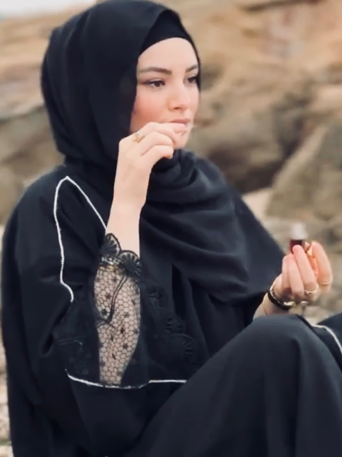 Abaya Noir