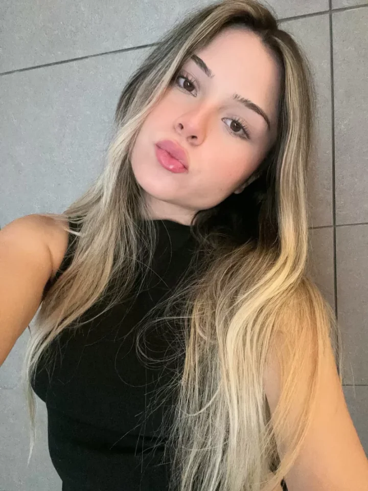 Billie 🔞 profile