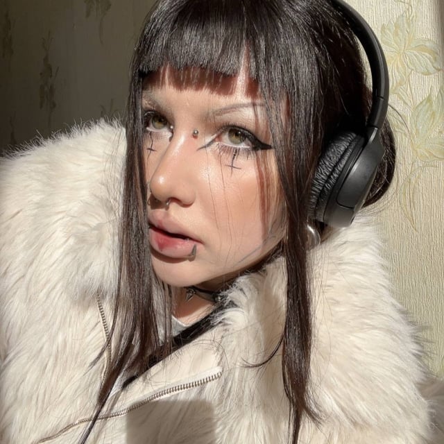 Kira Goth Girl 🖤 OnlyFans
