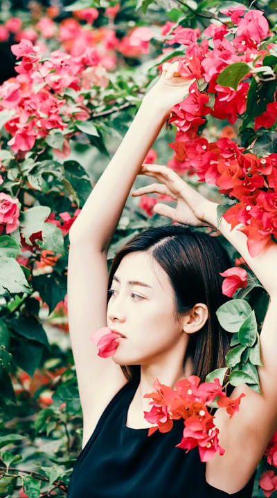 Compact and productive bush beans for small gardens.