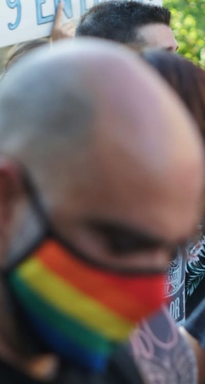 Transplanting herb seedlings: minimizing transplant shock for successful growth.