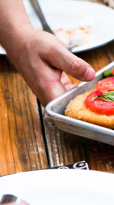 Harvesting ripe tomatoes: A guide to perfect timing.