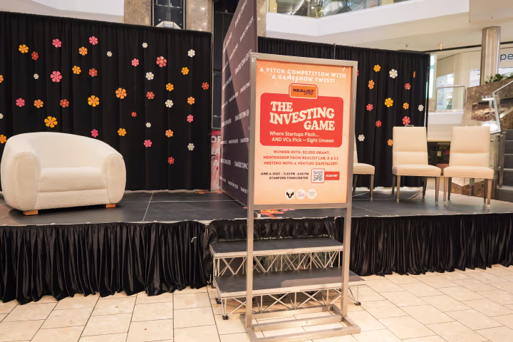Investing Game - CT TechWeek 2025 — photo 119