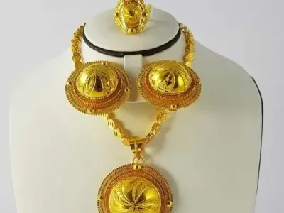 Complet Necklaces , Can make in different size.