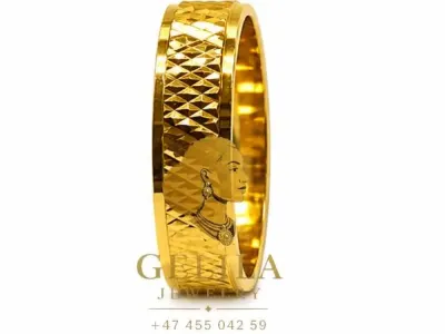 A beautifully handcrafted 21K gold wedding ring featuring an elegant polished finish and timeless design. Perfect for weddings, engagements, anniversaries, or everyday wear.