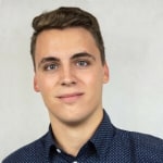 Joel
- Full Stack JavaScript fejlesztő