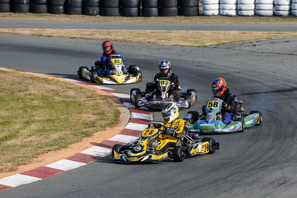 gokart, verseny, versengés, játék, sebesség, vezetés, toborzás, gamification