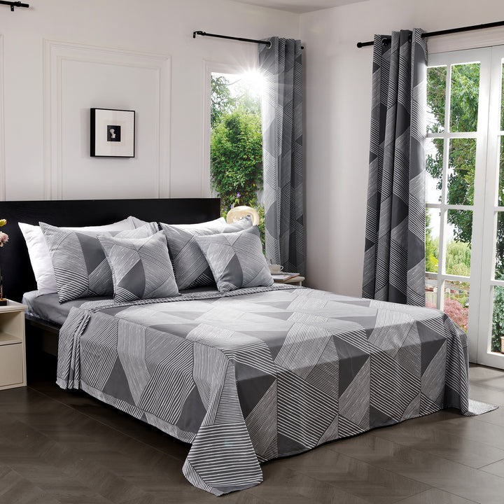 Classic Pleat Bedding Set