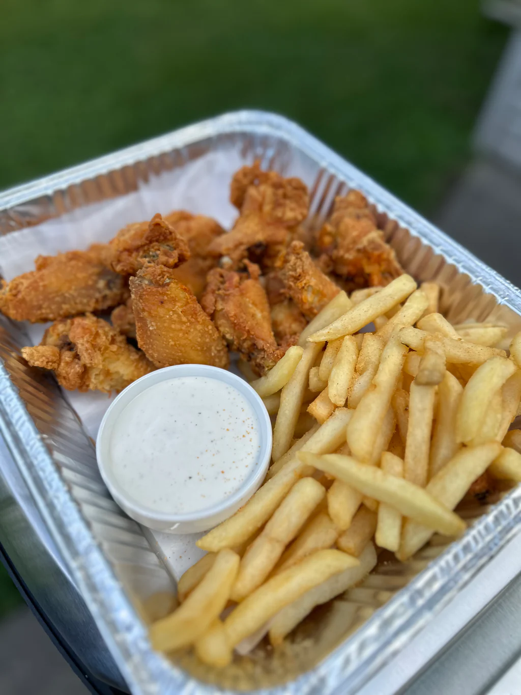 8 Wings & Chips