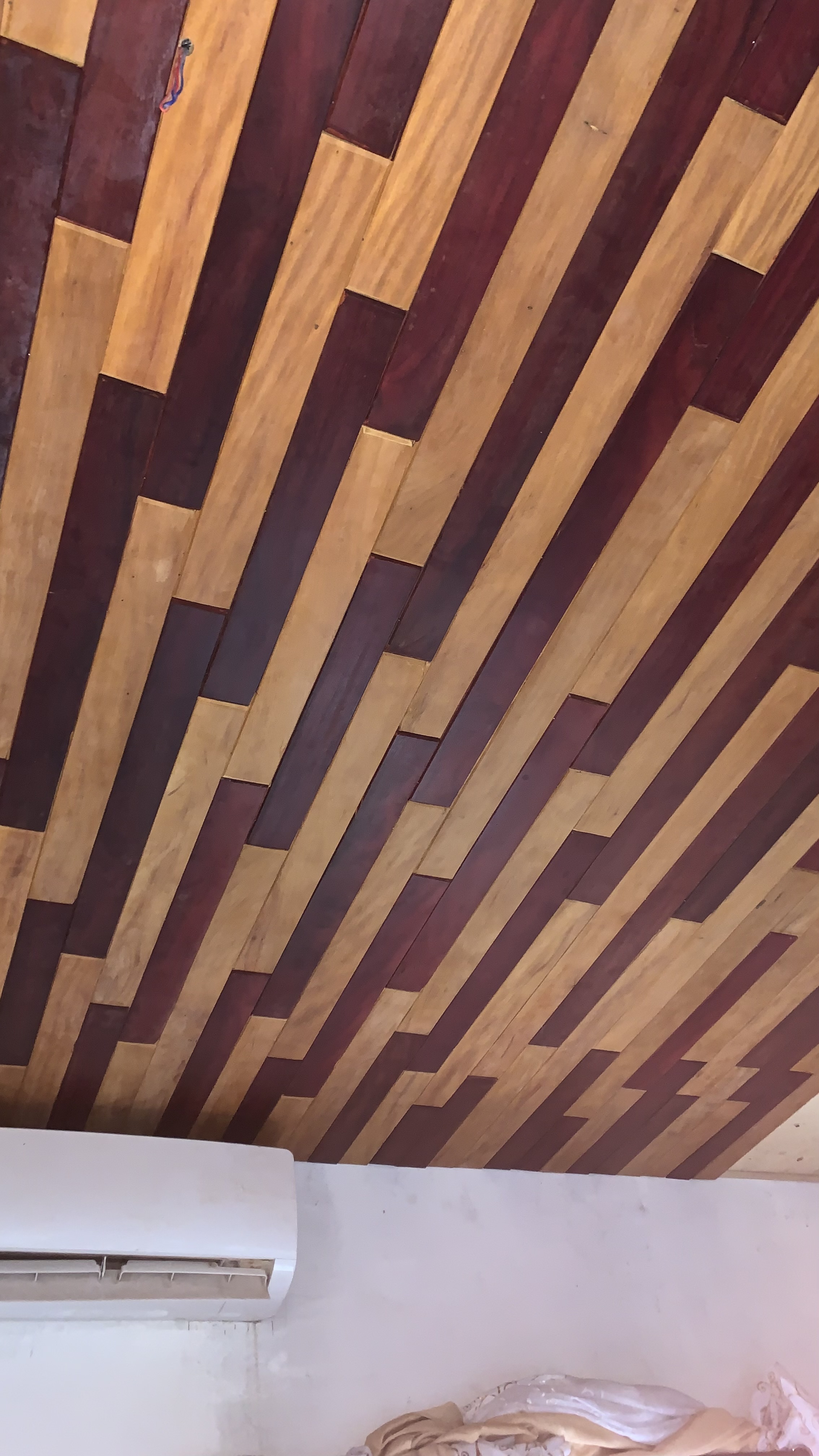 Plafond en lambris - 2