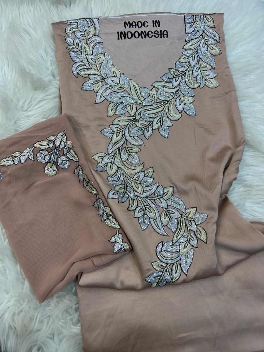 Mikhwar Andaloussi Beige Brode - Tissu Mariage 3ars Maroc - Promotion mode UAE Maroc | Zargue