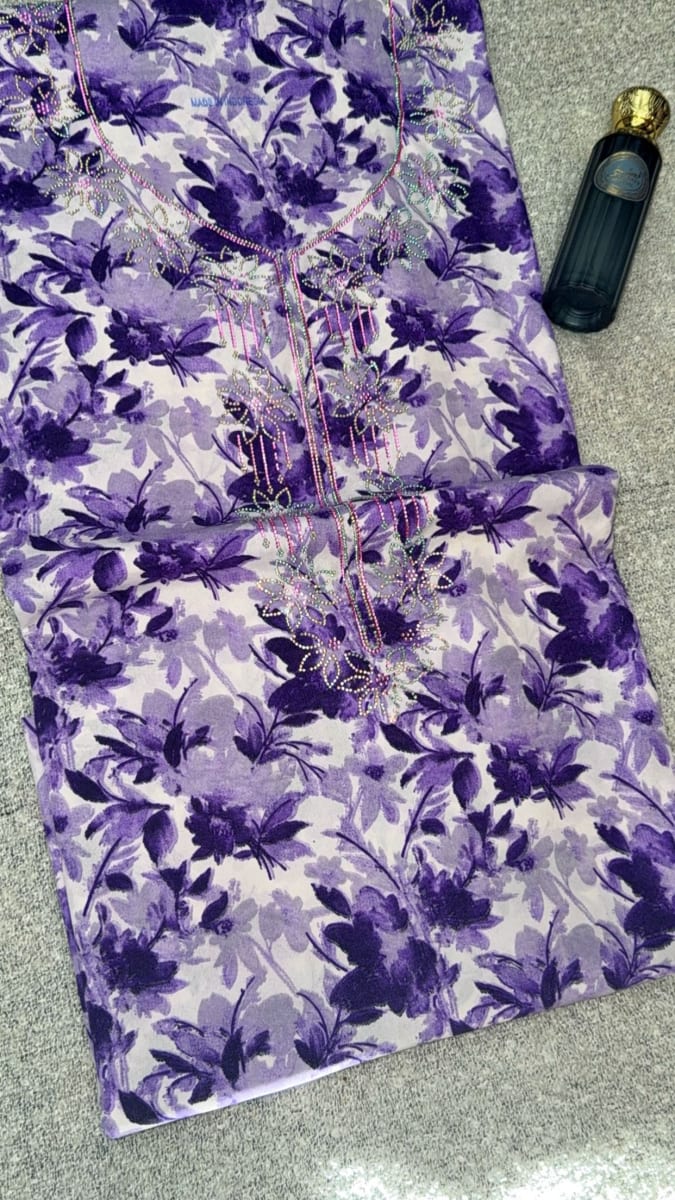 Mikhwar Andaloussi Violet Brode - Tissu Mariage 3ars Maroc couleur violet et blanc - Mikhwar UAE authentique disponible au Maroc chez Zargue