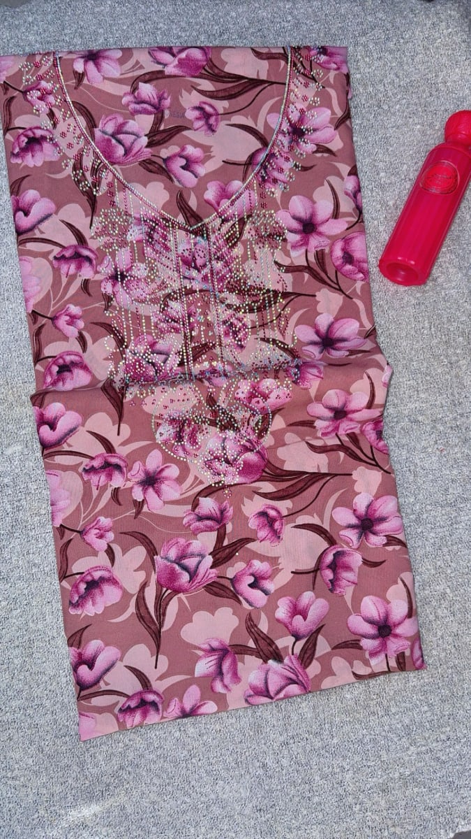 Mikhwar Andaloussi Rose Brode - Tissu Mariage 3ars Maroc couleur rose et marron - Mikhwar UAE authentique disponible au Maroc chez Zargue