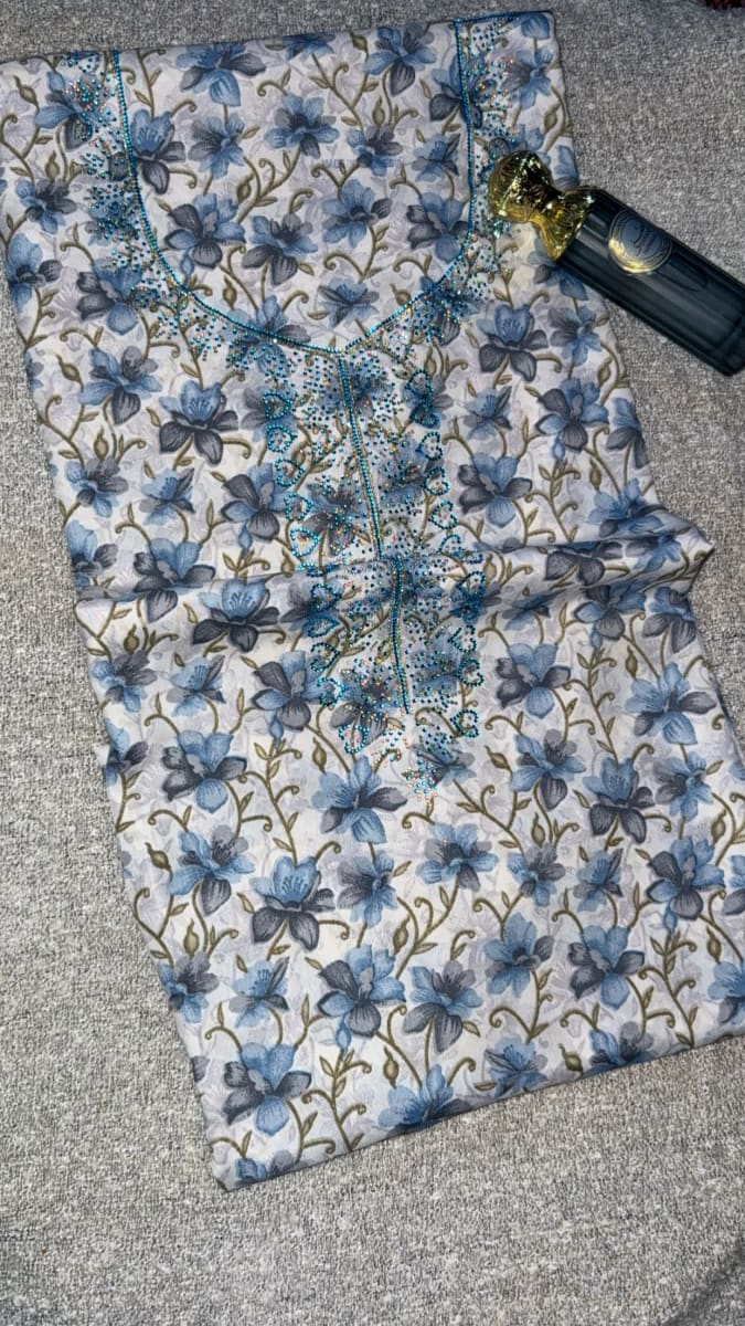 Mikhwar Andaloussi Bleu Brode - Tissu Mariage 3ars Maroc couleur bleu et beige - Mikhwar UAE authentique disponible au Maroc chez Zargue