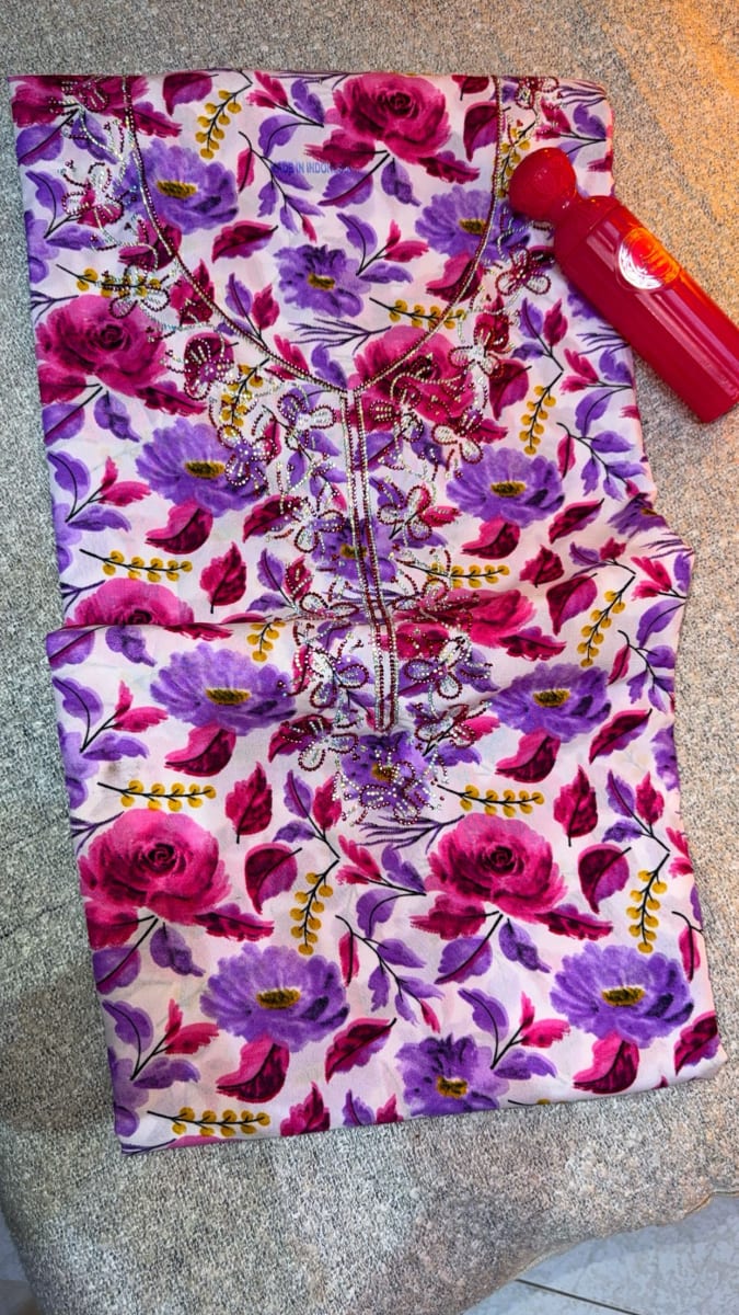 Mikhwar Andaloussi Rose Brode - Tissu Mariage 3ars Maroc couleur rose et violet - Mikhwar UAE authentique disponible au Maroc chez Zargue