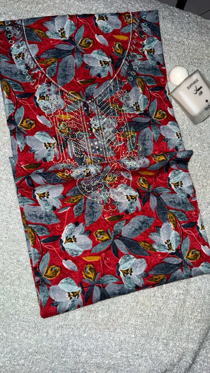 Mikhwar Andaloussi Rouge Brode - Tissu Mariage 3ars Maroc couleur rouge et bleu - Mikhwar UAE authentique disponible au Maroc chez Zargue