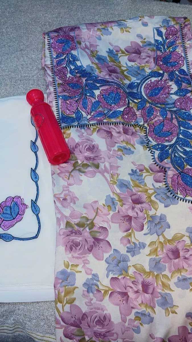 Mikhwar Andaloussi Rose Brode - Tissu Mariage 3ars Maroc couleur rose et bleu - Mikhwar UAE authentique disponible au Maroc chez Zargue