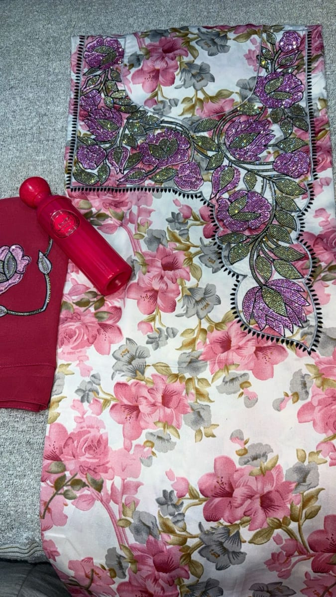 Mikhwar Andaloussi Rose Brode - Tissu Mariage 3ars Maroc couleur rose et violet - Mikhwar UAE authentique disponible au Maroc chez Zargue