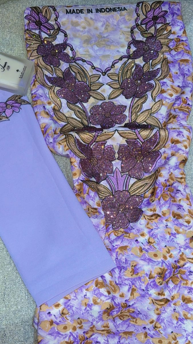 Mikhwar Andaloussi Violet Brode - Tissu Mariage 3ars Maroc couleur violet et doré - Mikhwar UAE authentique disponible au Maroc chez Zargue