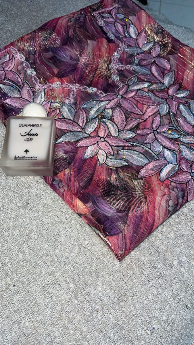 Tlija Italie Violet Elegant - Tissu Caftan Mariage Marocain couleur violet et rose - Mikhwar UAE authentique disponible au Maroc chez Zargue