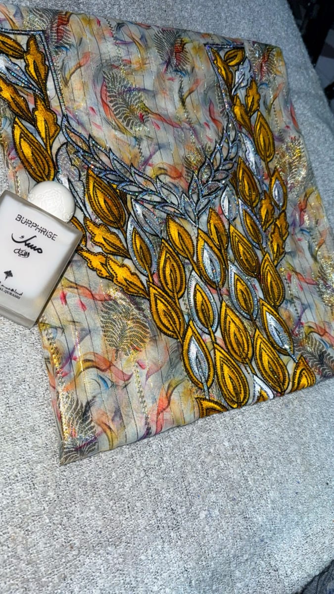 Tlija Italie Jaune Elegant - Tissu Caftan Mariage Marocain couleur jaune et multicolore - Mikhwar UAE authentique disponible au Maroc chez Zargue