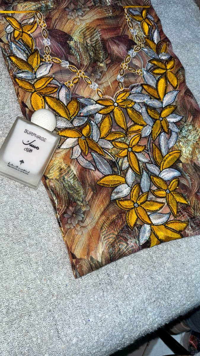 Tlija Italie Jaune Elegant - Tissu Caftan Mariage Marocain couleur jaune et marron - Mikhwar UAE authentique disponible au Maroc chez Zargue