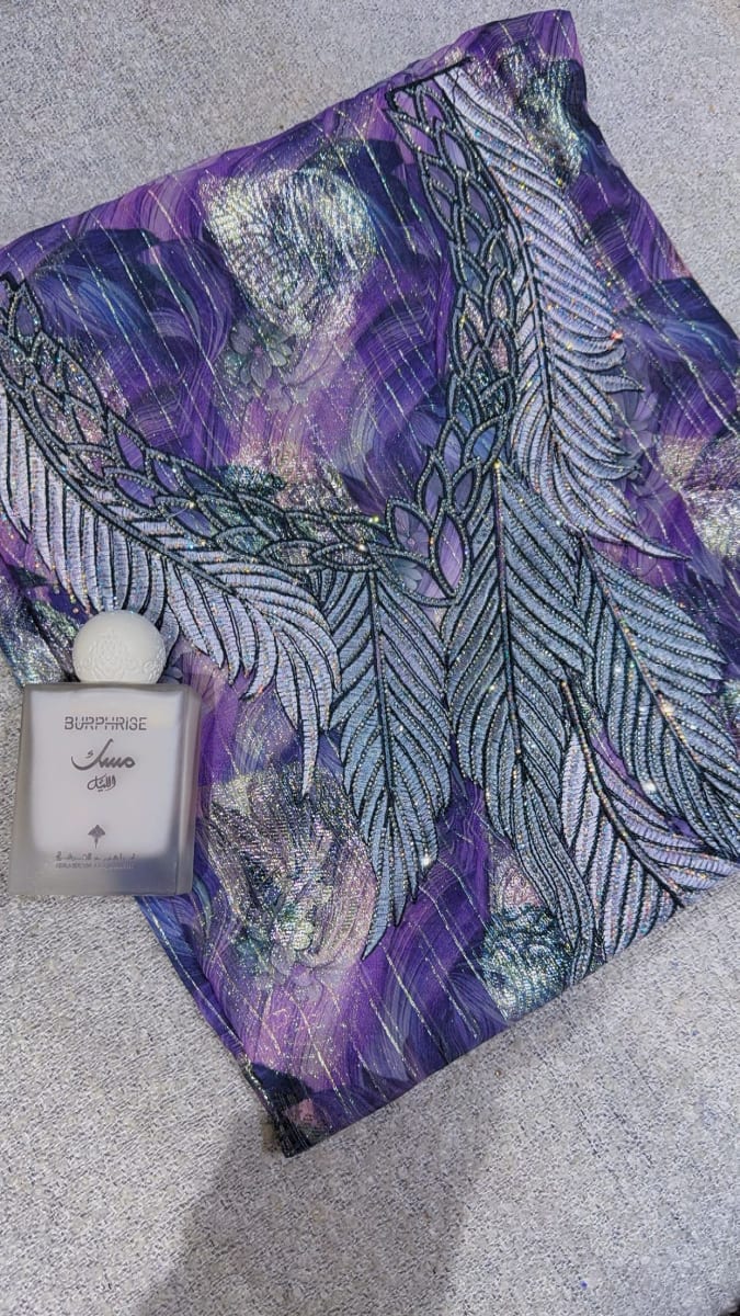 Tlija Italie Violet Elegant - Tissu Caftan Mariage Marocain couleur violet et argent - Mikhwar UAE authentique disponible au Maroc chez Zargue