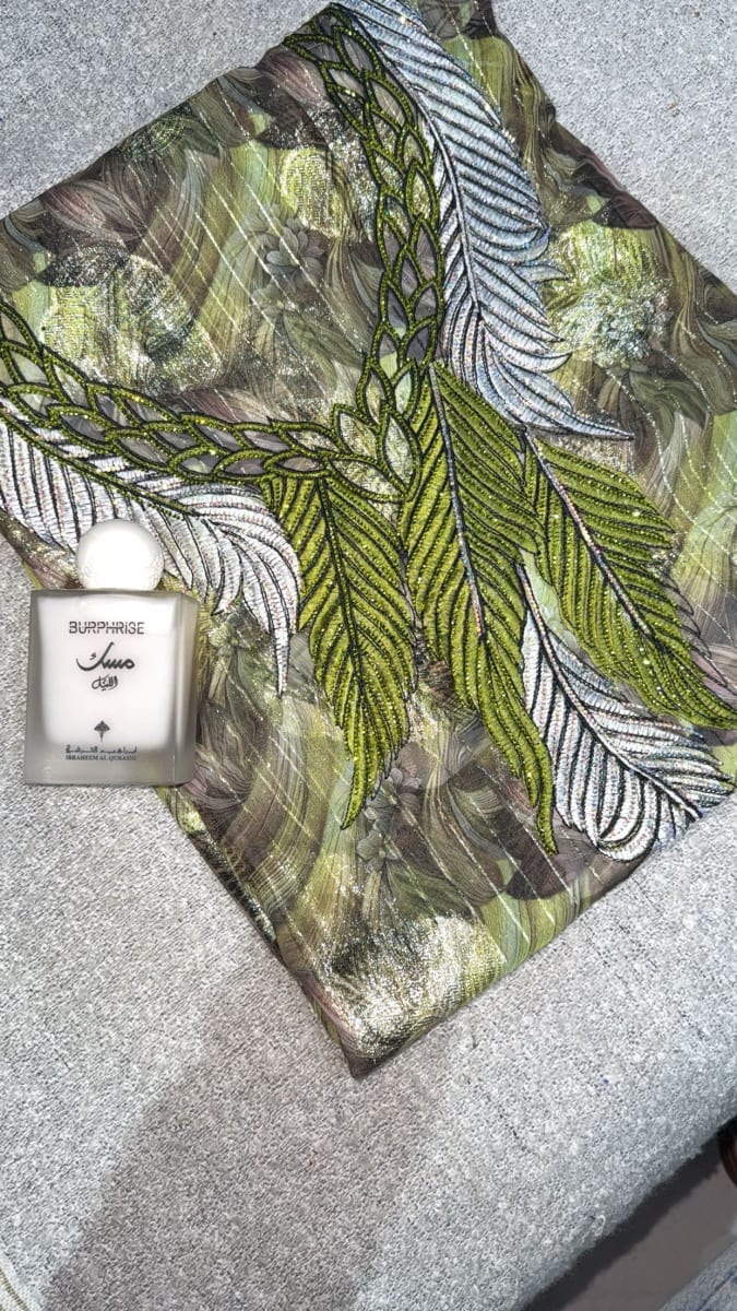 Tlija Italie Vert Elegant - Tissu Caftan Mariage Marocain couleur vert et marron - Mikhwar UAE authentique disponible au Maroc chez Zargue