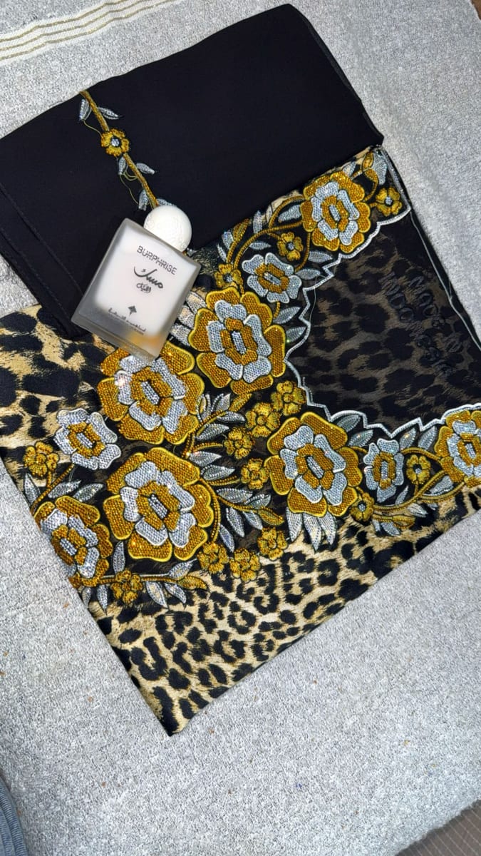 Mikhwar Andaloussi Tiger Noir - Tissu 3ars Mariage UAE Premium couleur noir et doré - Mikhwar UAE authentique disponible au Maroc chez Zargue