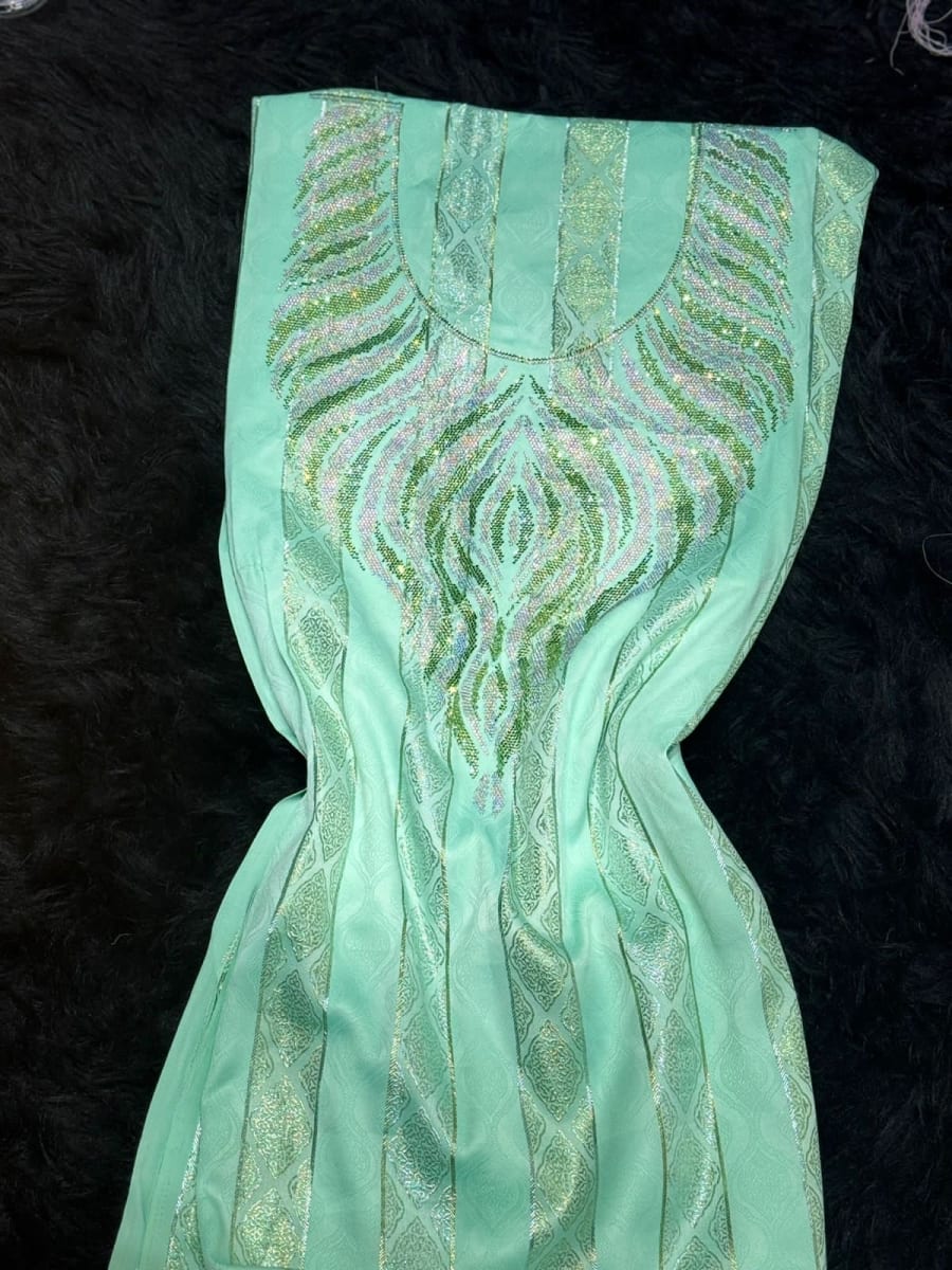 Mikhwar Jawhara Vert - Tissu Luxe 3ars Mariage UAE couleur vert et dore - Mikhwar UAE authentique disponible au Maroc chez Zargue