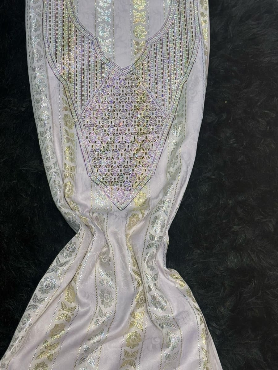 Mikhwar Jawhara Blanc - Tissu Luxe 3ars Mariage UAE couleur blanc et or - Mikhwar UAE authentique disponible au Maroc chez Zargue