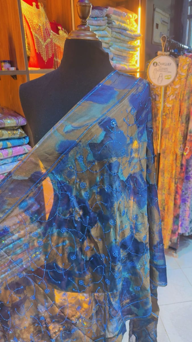 Foulard Chila Bleu - Chale Traditionnel UAE Mariage 3ars couleur bleu et dore - Foulard UAE authentique disponible au Maroc chez Zargue