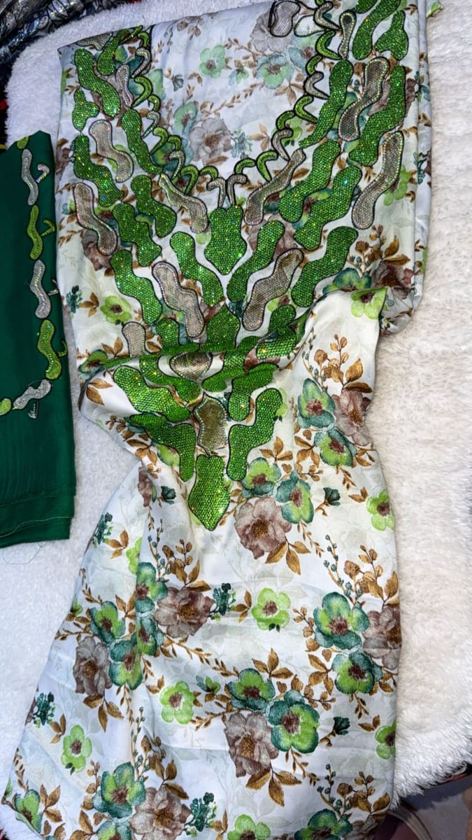 Mikhwar Andaloussi Vert Brode - Tissu Mariage 3ars Maroc couleur vert et blanc - Mikhwar UAE authentique disponible au Maroc chez Zargue