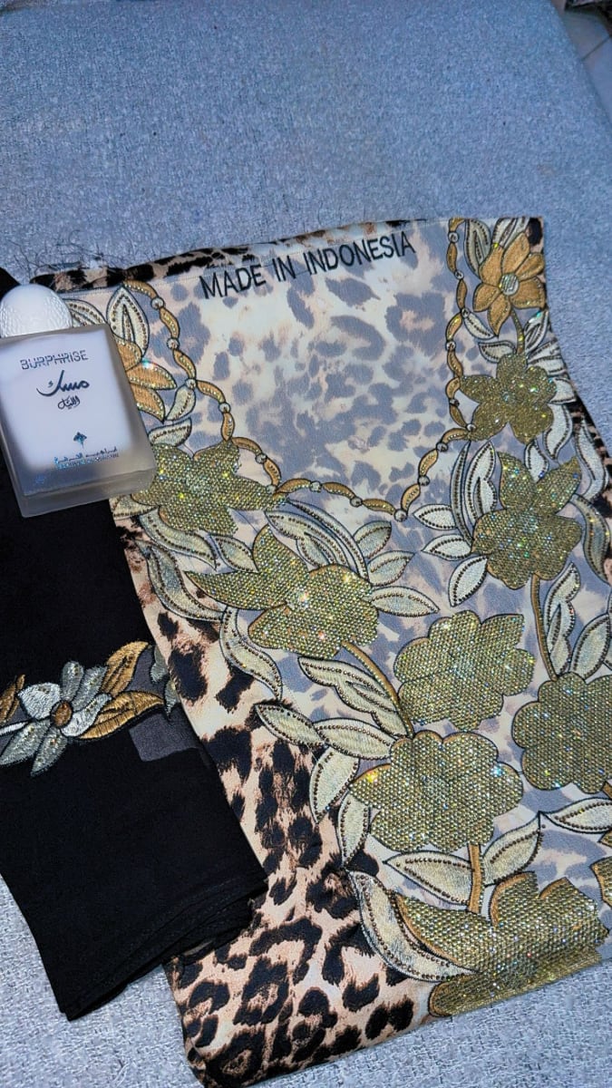 Mikhwar Andaloussi Tiger Bleu - Tissu 3ars Mariage UAE Premium couleur bleu et doré - Mikhwar UAE authentique disponible au Maroc chez Zargue