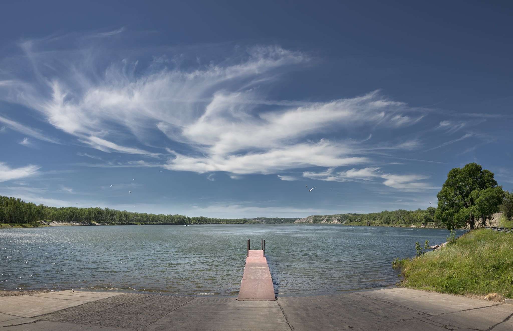 Lake Sakakawea near Williston ND — fishing, boating and prairie sunsets
