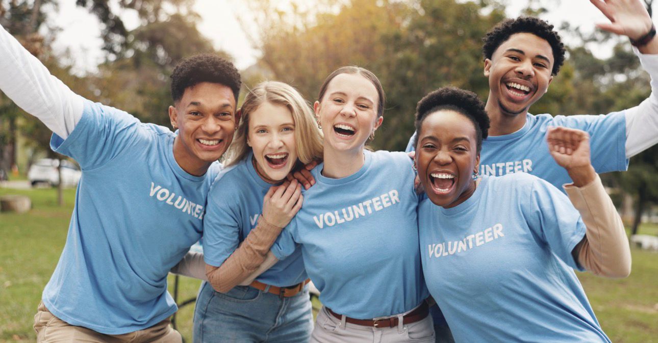 Gençler Umuda Değil, Şekle Mesafeli