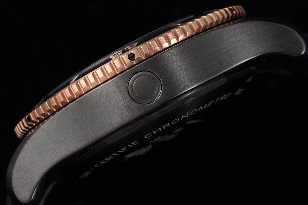 브라이틀링 TF공장 브라이틀링 슈퍼 오션 블랙 다이얼 DLC U17368221B1S1 2824 무브먼트 상세 이미지 7