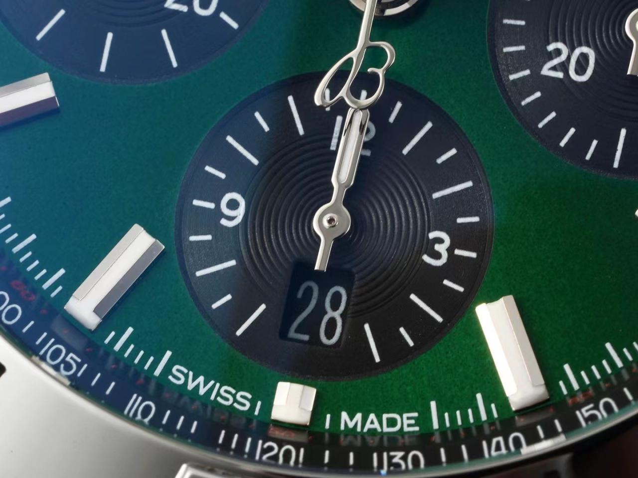 브라이틀링 TF공장 브라이틀링 크로노맷 B01 그린 다이얼 42mm UB0134101B1U1 7750 무브먼트 상세 이미지 5